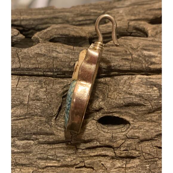 Coreen Cordova Painted Carved Owl Charm/Pendant - Picture 5 of 6